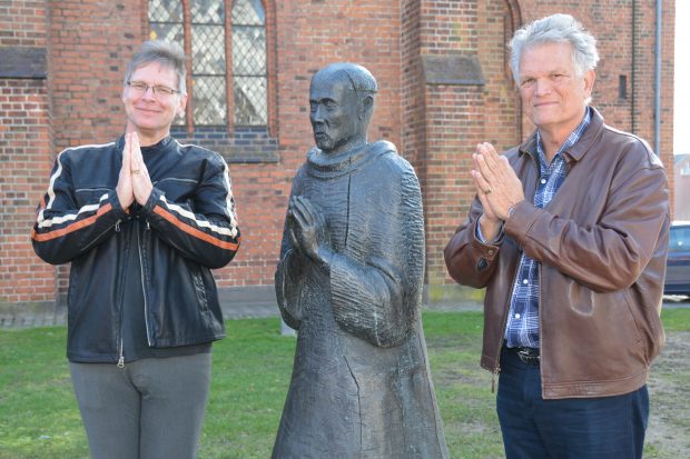 Arjan Deelen fra Næstved, t.v., er producer af de mange koncert shows af ‘An Evening With Elvis’ Friends and Original Musicians’ rundt i Europa - inkl. ét show i Danmark, i Næstved. 